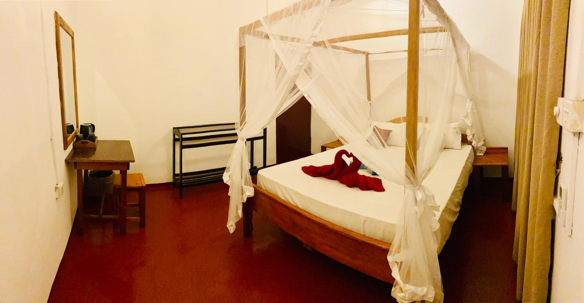 Tropicana Home Stay Arugam Bay Eksteriør billede